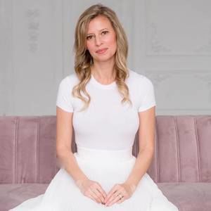 Meet your Posher, Carrie